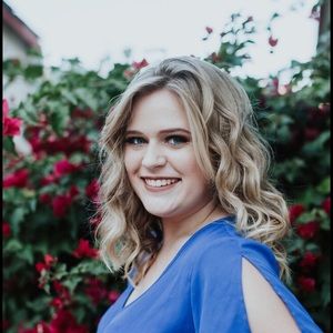 Meet your Posher, Laurel